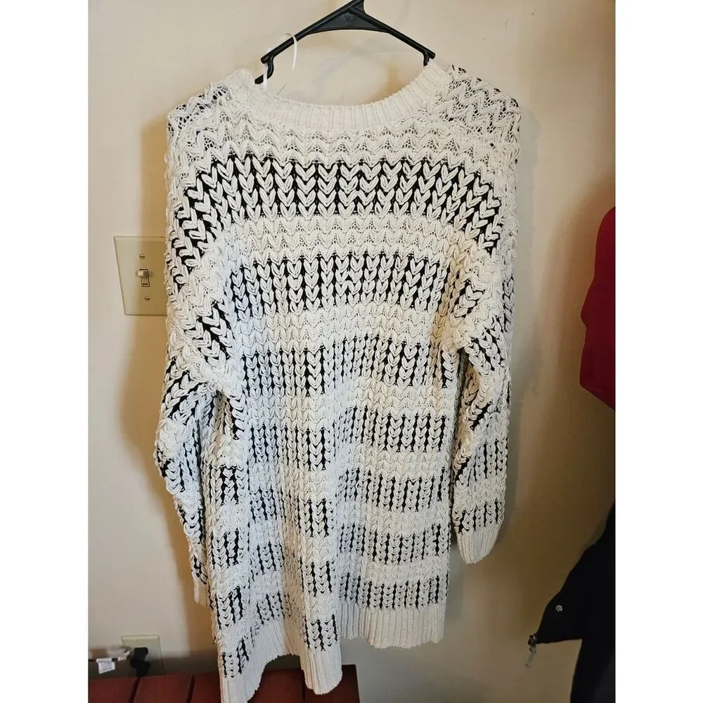 Sienna Sky Cream and Black Open-Front Patterned Knit Cardigan